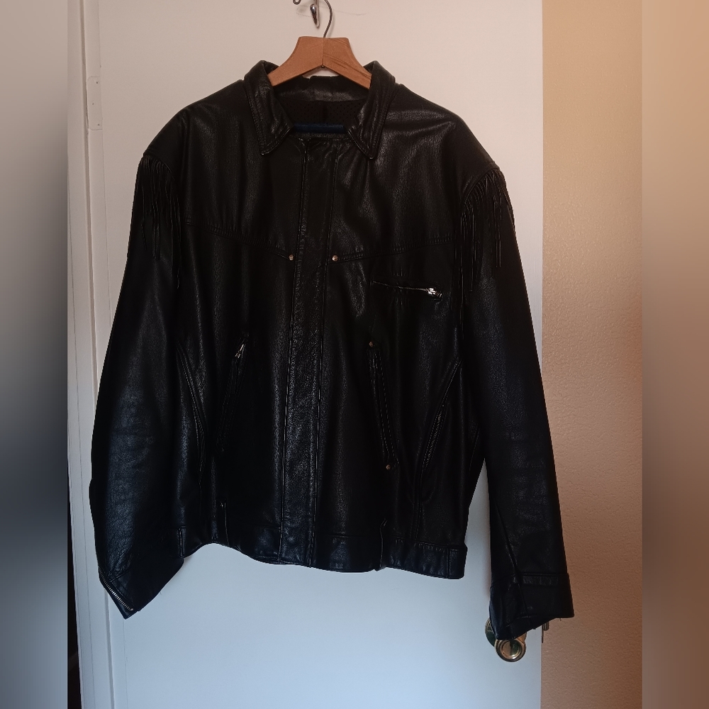 Official Harley Davidson Leather Coat. Black, with embossed eagle logo. FIRM